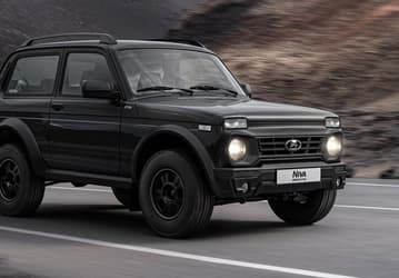 Дефицита Lada Niva в России не будет — перебоев с поставкой деталей на конвейер АвтоВАЗа больше нет. А Lada Niva Sport снова модернизируют