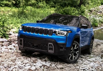 Представлен Jeep Cherokee нового поколения