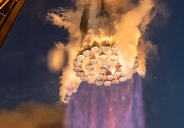 SpaceX выпускает по одному Starship каждые 2-3 недели, а собирается выпускать по 3 ракеты каждый день. Производство легче, чем в Tesla