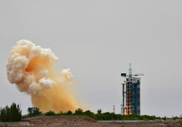 Китай провёл девятый космический запуск за месяц с секретным спутником Shijian-26