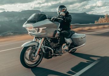 Несмотря на сложности, россияне не отказались от мотоциклов BMW и Harley Davidson. Они входят в топ-5 самых популярных мотобрендов в своей категории