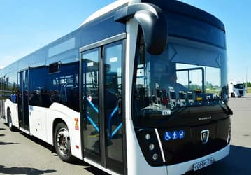 КамАЗ впервые показал автобус с российским 9-ступенчатым «автоматом» от Aurus