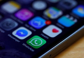 WhatsApp, Telegram и другие иностранные мессенджеры запретили использовать в России государственным службам, банкам, операторам связи