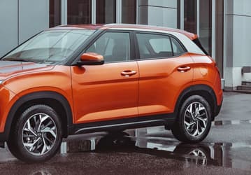 Hyundai и Kia российской сборки, известные под брендом Solaris, сильно подешевели: Solaris HC (бывший Hyundai Creta) теперь дешевле 2 млн рублей