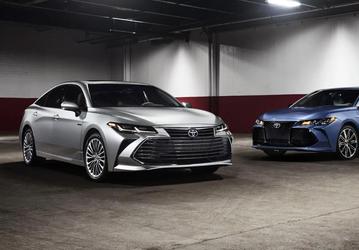 Большая Toyota c 2,5-литровым мотором и «автоматом» по цене Lada Aura Status: Toyota Avalon в России — от 2,9 млн рублей