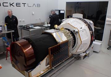 Rocket Lab запустила ракету Electron с новейшим ИИ-спутником BlackSky Gen-3 с детализацией 35 см