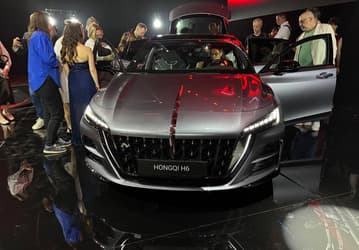 Аналог Audi A7 с мощным мотором и 8-ступенчатым «автоматом» — 3,89 млн рублей. В России представили премиум-фастбэк Hongqi H6
