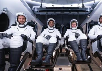 Исторический запуск отложили: NASA не может гарантировать безопасности астронавтов миссии Ax-4 