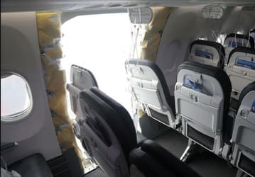 Почему у Boeing 737 прямо в полете оторвалась дверь? В США раскрыли причину и назвали виновных в этом инциденте