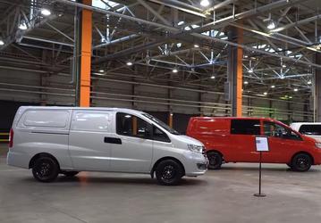 Российский конкурент Lada Largus за 2 млн рублей: представлены 7-местный минивэн и комби Sollers SF1