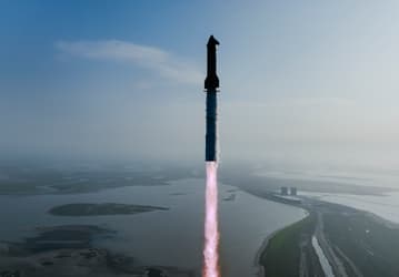 Илон Маск заявил, чтo Starship будет в три раза мощнее ракеты NASA, отправившей космонавтов на Луну