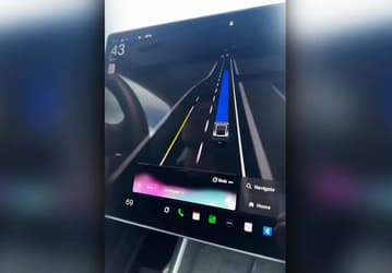 Илон Маск запустил «необузданный» ИИ Grok в Tesla