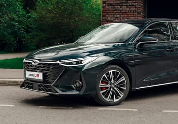Аналог Toyota Camry от Chery — всего 1,9 млн рублей. В Белоруссии устроили распродажу Chery Arrizo 8: бизнес-седан на 1,2 млн рублей дешевле, чем в России