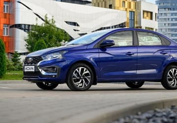 Lada Iskra вызвала ажиотаж: все машины проданы, АвтоВАЗ опровергает слухи о проблемах