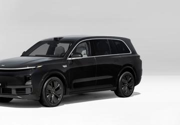Владельцев Li Auto в России шантажируют мошенники, требуя в среднем 250 000 руб. Об этом рассказал глава «Авилон Электро»