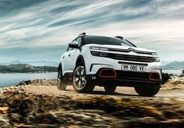 На машины Peugeot, Citroёn и Opel в России действует официальная гарантия: подробности