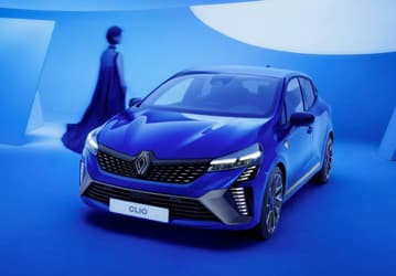Мини-Renault по цене большого рамного Haval H9. В России можно купить Renault Clio 2025 с расходом всего 4,2 л/100 км, но цена — космос