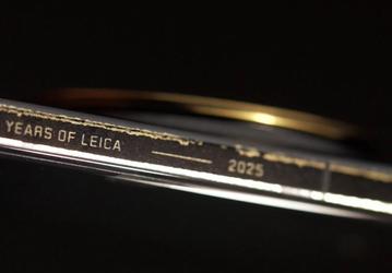 100 лет легендарной Leica 1. Представлен Xiaomi 15 Ultra 100 Years of Leica
