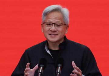 Технологии «мирового класса»: глава Nvidia нахваливает китайские ИИ от Deepseek, Alibaba и Tencent
