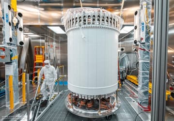Новый рекорд чувствительности: детектор тёмной материи LUX-ZEPLIN не зафиксировал ни одной частицы