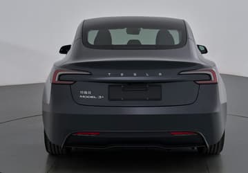 Представлена Tesla Model 3+