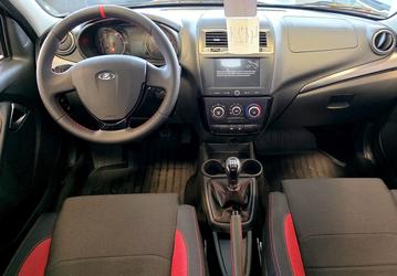 Новую топовую Lada Granta Sport показали внутри