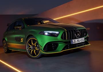 Обновлённый Mercedes-Benz A-класса от AMG доступен для заказа в России: 421 л.с., полный привод и режим дрифта за 8,5 млн рублей