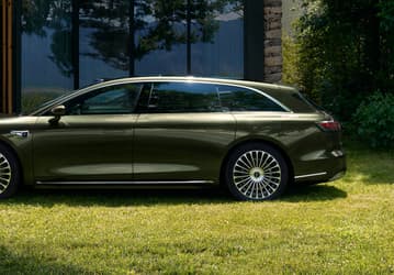 Первый универсал Huawei оказался круче Skoda Superb и Volkswagen Passat: у Stelato S9T полный привод, 524 л.с. и тяговая батарея на 100 кВтч