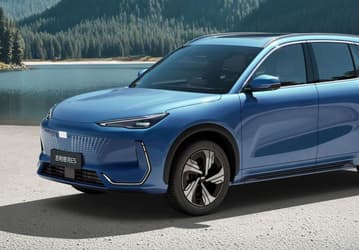 Кроссовер Geely EX5, представленный в России, стал общемировым хитом. Больше 160 тысяч машин продано за год