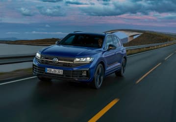 В России начали продавать экономичный Volkswagen Touareg: 3,0-литровый мотор и 381 л.с. с расходом всего 2,6 л/100 км