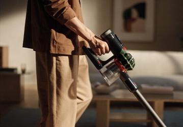 Представлен флагманский пылесос Dyson V8 Cyclone со сменным аккумулятором и мощностью всасывания 150 аэроватт