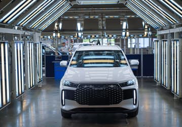 На бывшем российском заводе Volkswagen запустили производство Tenet T4