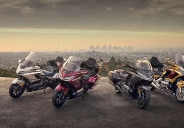 Представлен новейший мотоцикл Honda Gold Wing