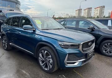 Официальный дилер продает Geely Monjaro со скидкой в 1 миллион рублей (за 3,8 млн рублей), но «серые» Monjaro ещё дешевле — можно купить за 3,13 млн рублей