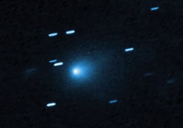 Наблюдения «Хаббла» указывают на невероятную возможность: комета 3I/ATLAS может генерировать собственный свет