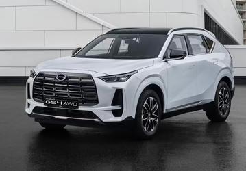 Замена Toyota RAV4 с мощным 2,0-литровым мотором, 8-ступенчатым «автоматом» и полным приводом. В России анонсирован новый GAC GS4