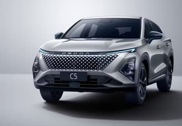 Omoda расширяется в России: до конца 2025 года появится новый Omoda C5, а в 2026 году приедет новый Omoda C3