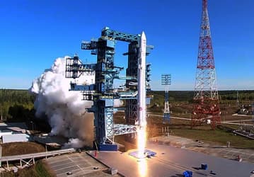 Второй запуск российской ракеты менее чем за сутки: вслед за «Союз-2.1б» стартовала «Ангара-1.2»