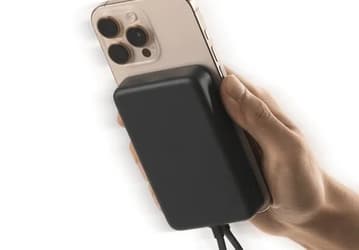 Идеально для iPhone: в Европе вышел мощный портативный аккумулятор Xiaomi с MagSafe
