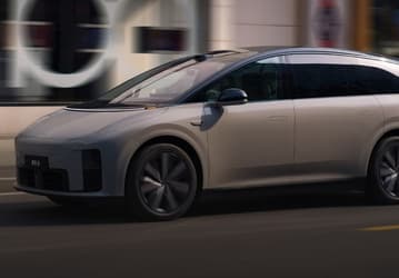 Li Auto приступила к поставкам скандального Li Auto i8: только одна комплектация за 339,8 тыс. юаней (3,81 млн рублей)