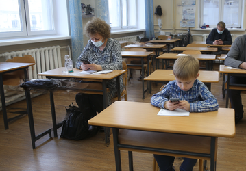 В Москве школьные родительские чаты переводят в Мах с 1 сентября 2025
