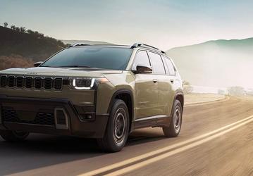 Подвиньтесь, Honda Pilot и Volkswagen Touareg. Представлен совершенно новый Jeep Cherokee — с полным приводом в базе и 1,6-литровым мотором
