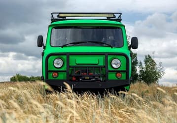 «Патриоты» и «Буханки» будут собирать как прежде: АвтоВАЗ, ГАЗ и КамАЗ переходят на четырехдневную рабочую неделю, а УАЗ — нет