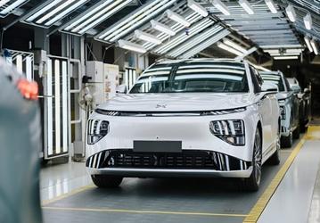 На европейском заводе, где собирают Mercedes-Benz, BMW и Toyota, начали выпускать китайские автомобили Xpeng