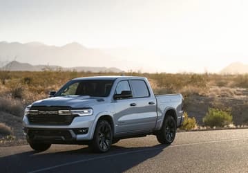 Ram возобновил производство модели 1500 с 5,7-литровым двигателем HEMI V8