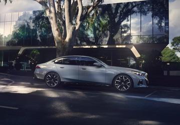 Представлен BMW i5 2026: больше запаса хода при той же цене