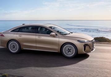 Одноклассник Honda Accord и Mazda6 от дизайнера Rolls-Royce с запасом хода более 2000 км и ценой 13 700 долларов. Представлен Roewe M7 PHEV