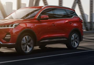 Кроссовер XCite X-Cross 7, который выпускают на бывшем российском заводе Nissan, подорожал