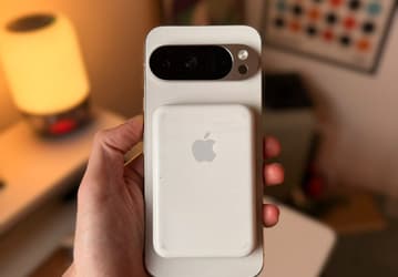 Магнитный аккумулятор Apple  MagSafe, как оказалось, совместим с Google Pixel 10 Pro XL