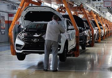 АвтоВАЗ переходит на четырехдневную неделю: если ситуация не изменится, то этот режим продлится полгода